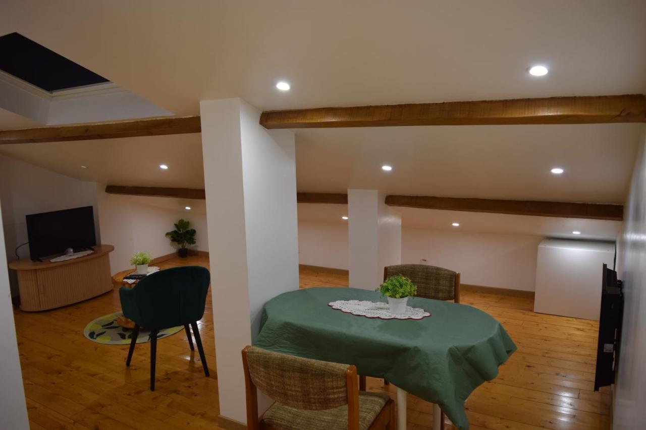 Appartement La Joie Dans Quartier Chic Pibrac Exterior foto